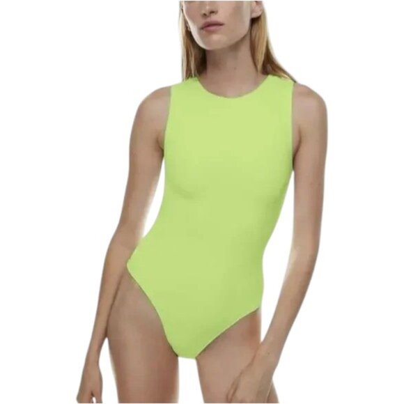 Aritzia Babaton Contour Thong Bodysuit In Jackfruit Green Size XS - Picture 1 of 6